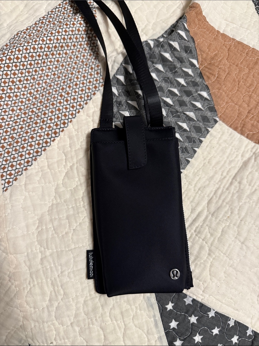 lululemon athletica Black Crossbody Phone Pouch